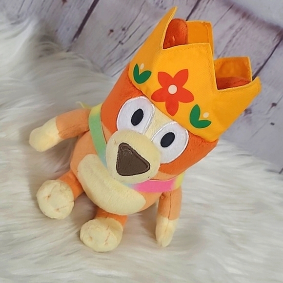 2018 Bluey Queen Bingo 7 Inch Plush Stuffed Animal Toy Blue Heeler Dog Pup - Picture 3 of 13